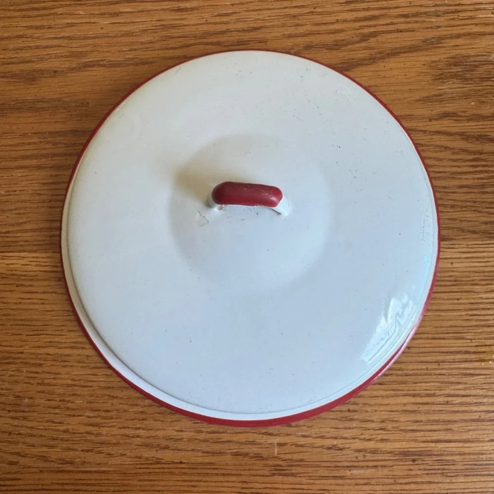 Vintage‎ White Enamelware Pot Lid with Red Trim and Handle REPLACEMENT Decor